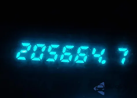 1997 Lincoln Town Car Executive из США, поврежденный, VIN 1LNLM81W6VY643363